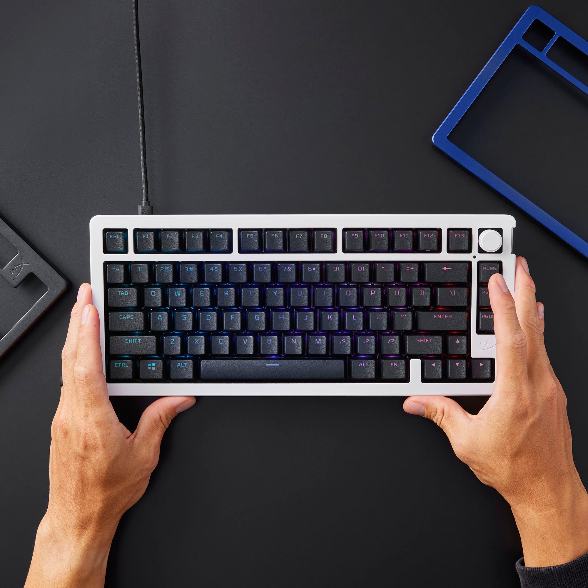 ALLOY RISE – DECKPLATTE FÜR DIE GAMING-TASTATUR